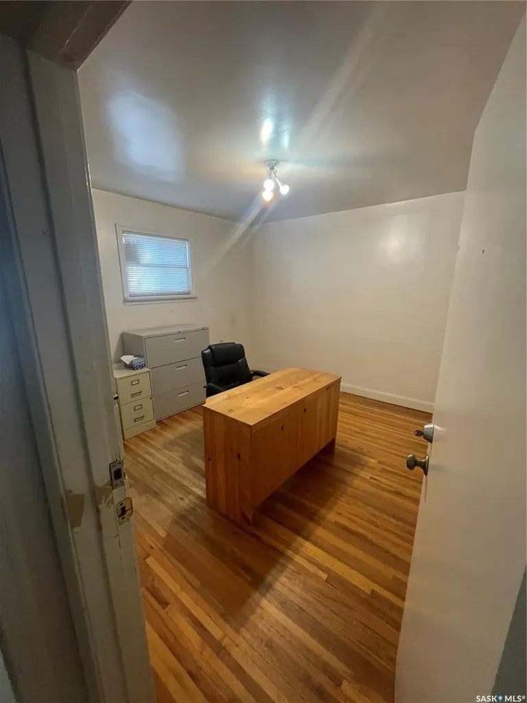 2318 8th Street E Saskatoon SK S7H 0V5