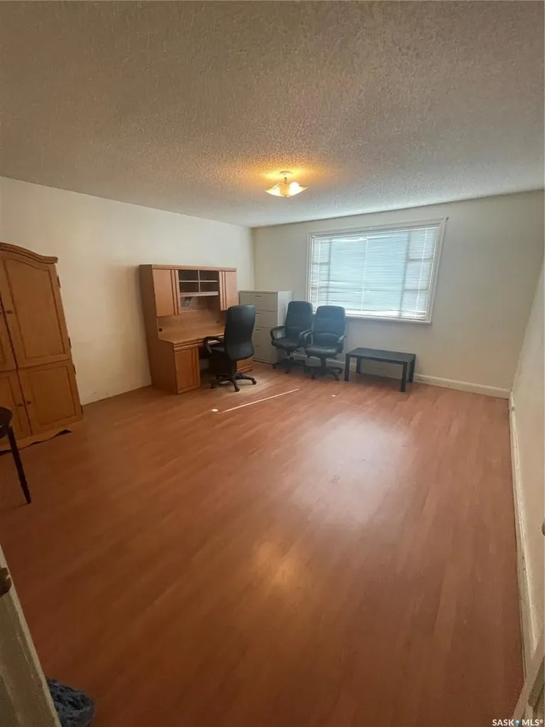 2318 8th Street E Saskatoon SK S7H 0V5
