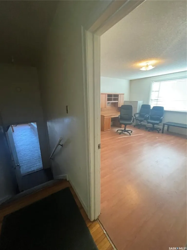 2318 8th Street E Saskatoon SK S7H 0V5