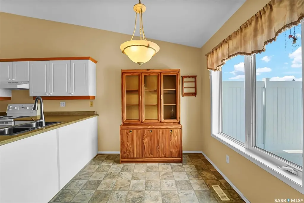 835 Heritage Green Saskatoon SK S7H 5S5