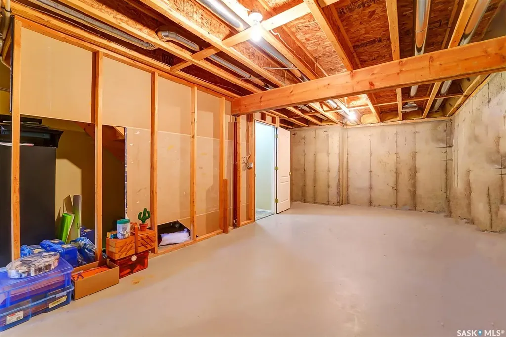 835 Heritage Green Saskatoon SK S7H 5S5