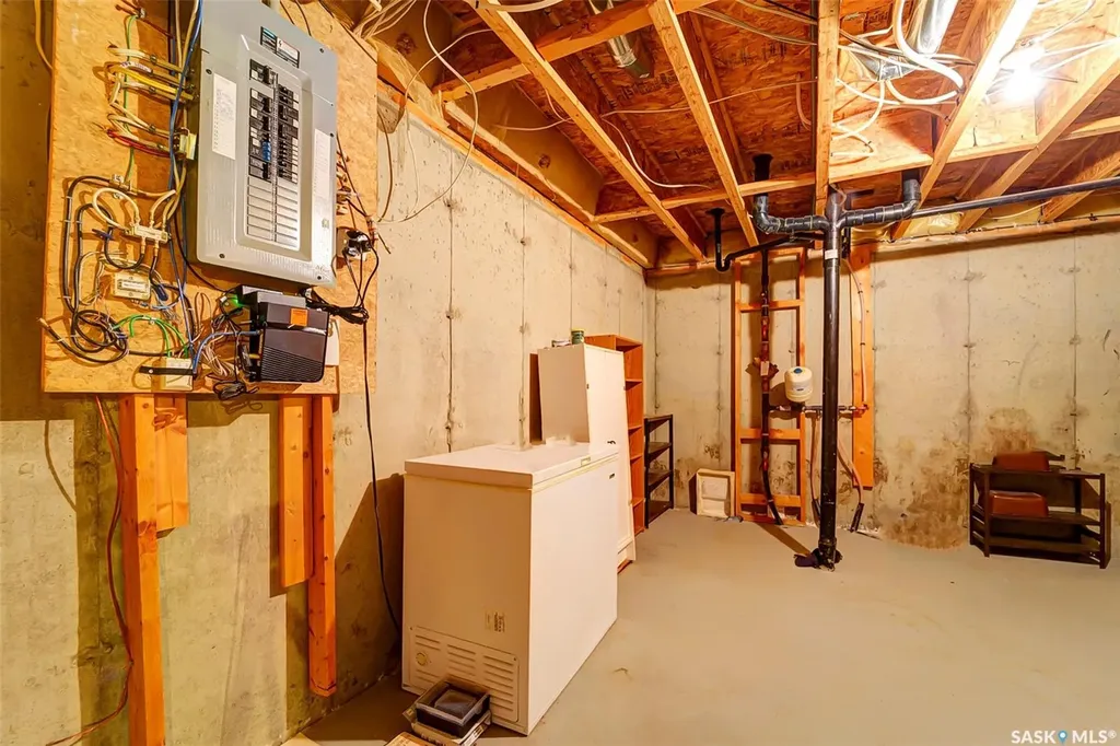 835 Heritage Green Saskatoon SK S7H 5S5