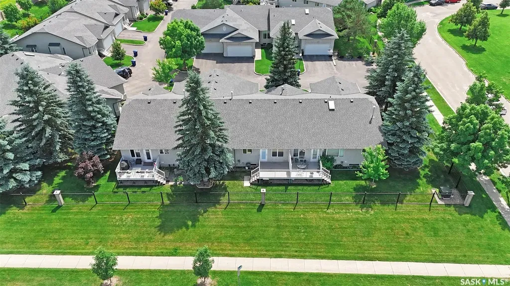 835 Heritage Green Saskatoon SK S7H 5S5