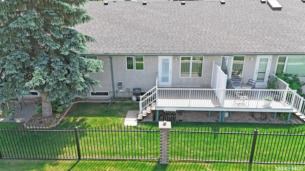 835 Heritage Green Saskatoon SK S7H 5S5