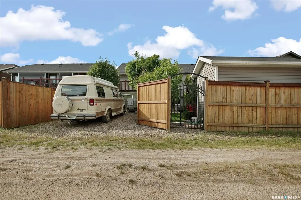 412 Lyle Crescent Warman SK S0K 4S1