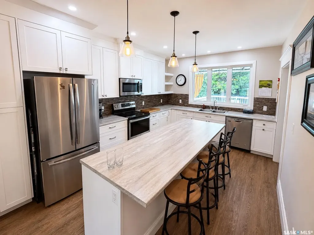 205 3rd Avenue Harris SK S0L 1K0