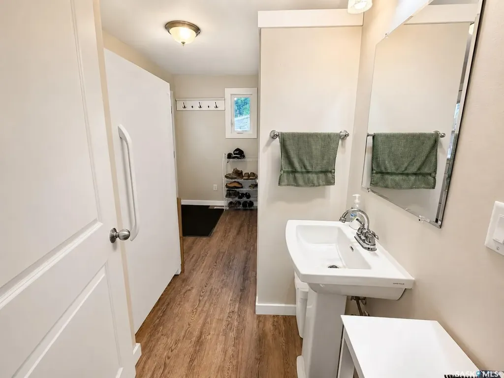 205 3rd Avenue Harris SK S0L 1K0