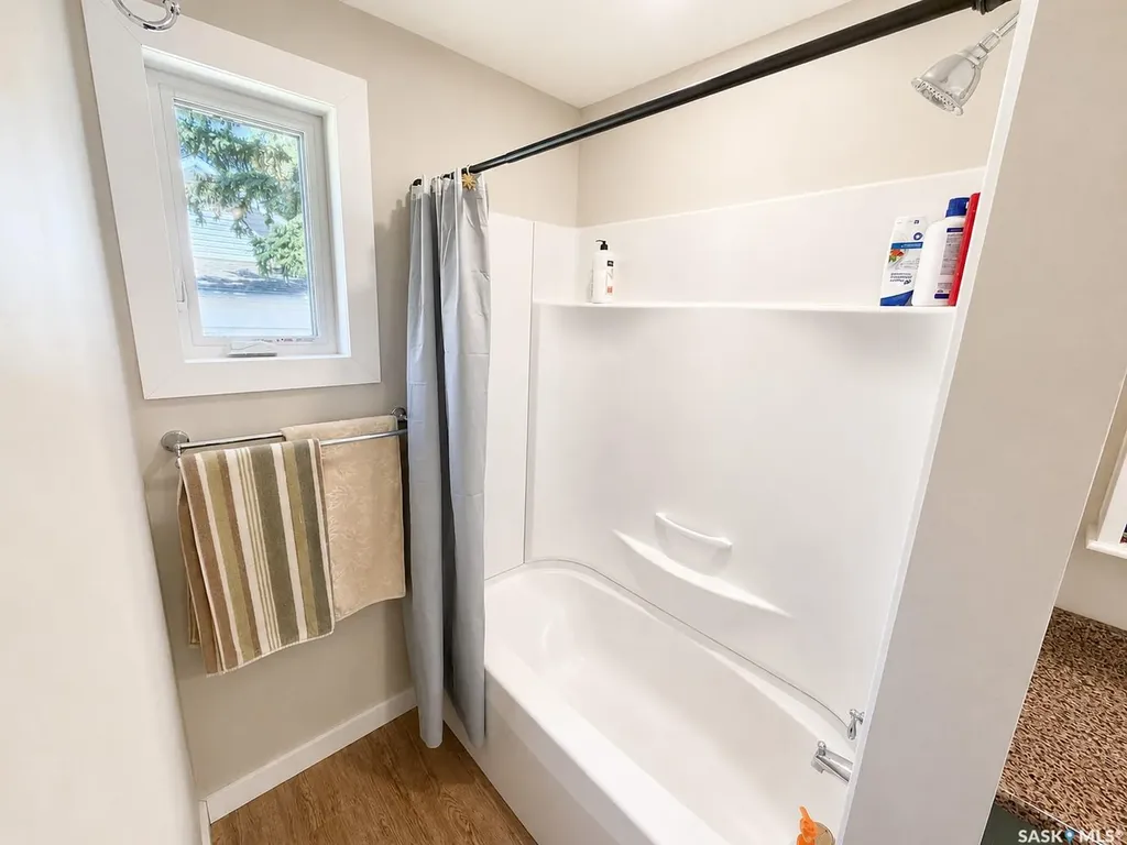 205 3rd Avenue Harris SK S0L 1K0