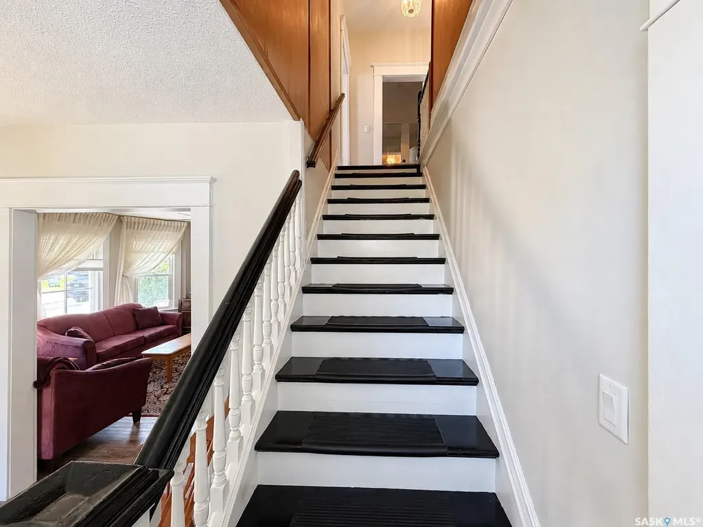 205 3rd Avenue Harris SK S0L 1K0