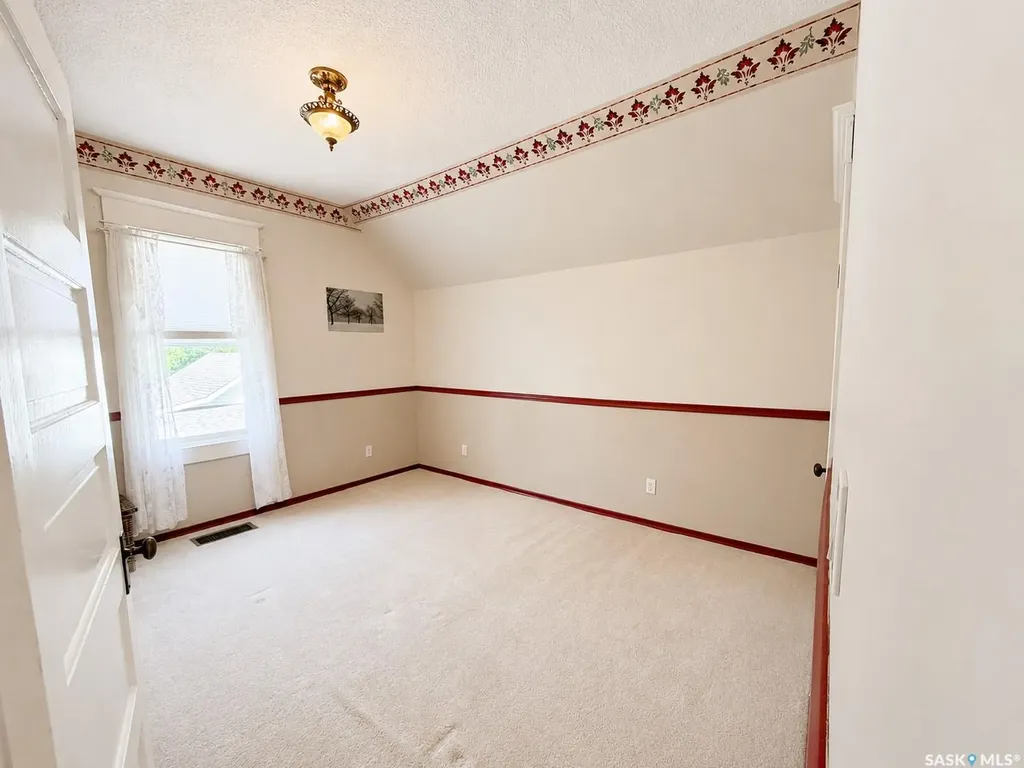 205 3rd Avenue Harris SK S0L 1K0