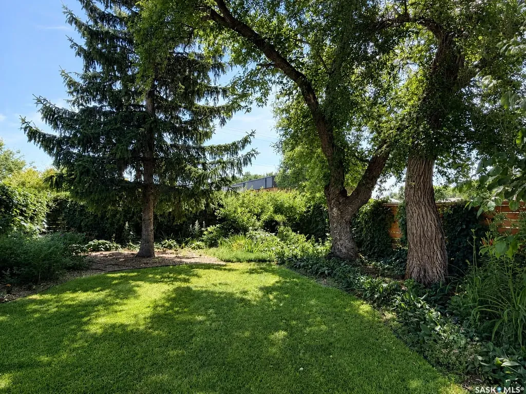 205 3rd Avenue Harris SK S0L 1K0