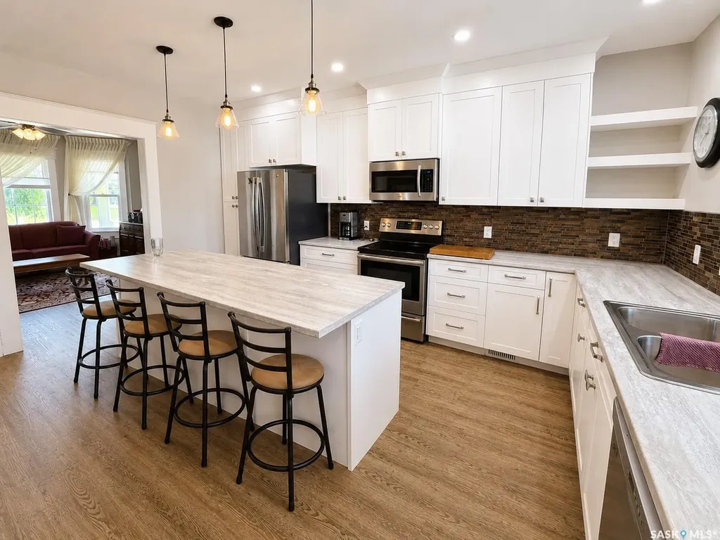 205 3rd Avenue Harris SK S0L 1K0