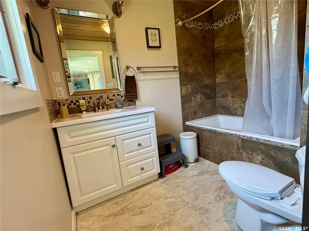 402 4th Street Medstead SK S0M 1W0