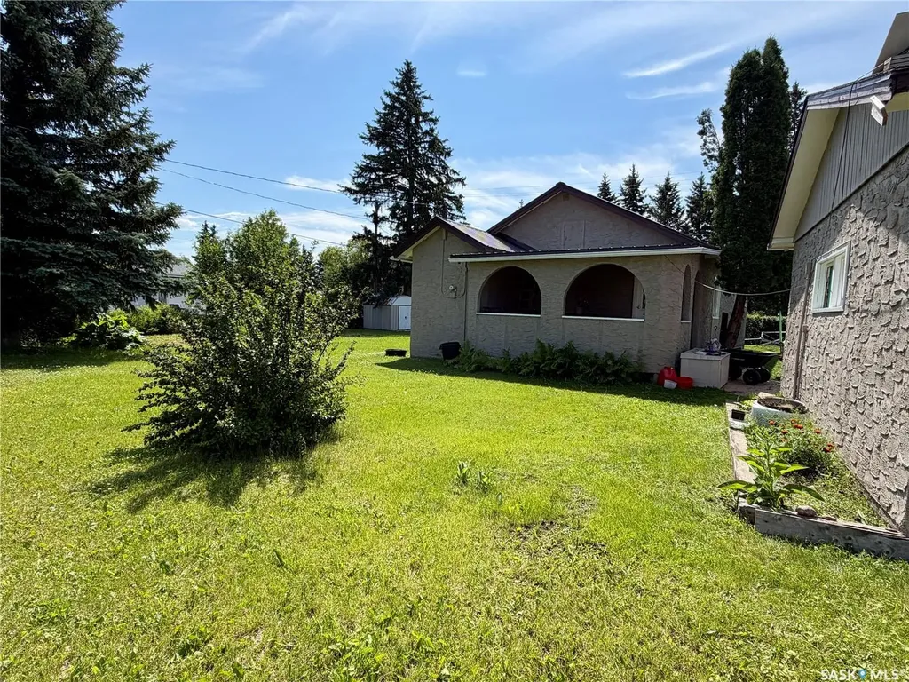 402 4th Street Medstead SK S0M 1W0