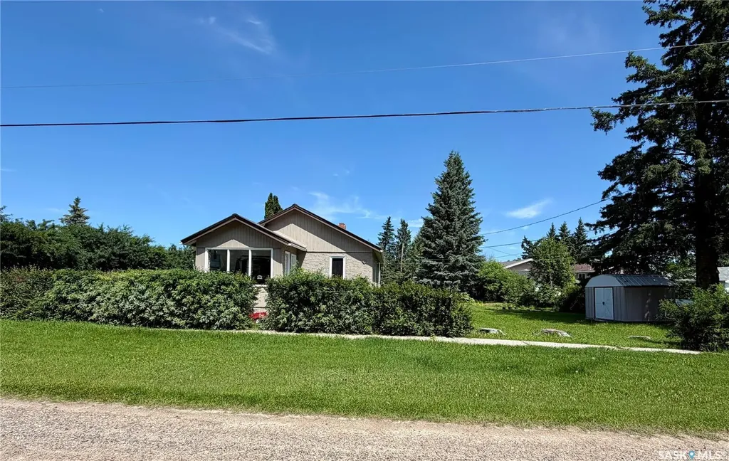 402 4th Street Medstead SK S0M 1W0