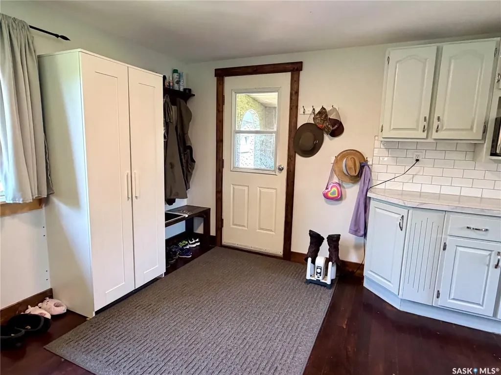 402 4th Street Medstead SK S0M 1W0