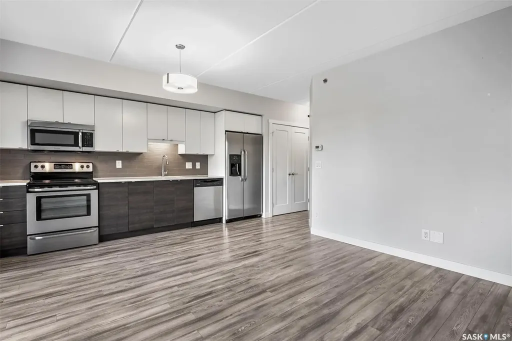 550 4th Avenue N Saskatoon SK S7K 2M7