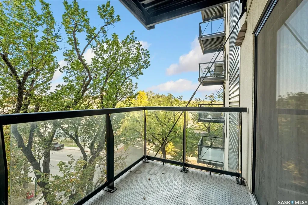 550 4th Avenue N Saskatoon SK S7K 2M7