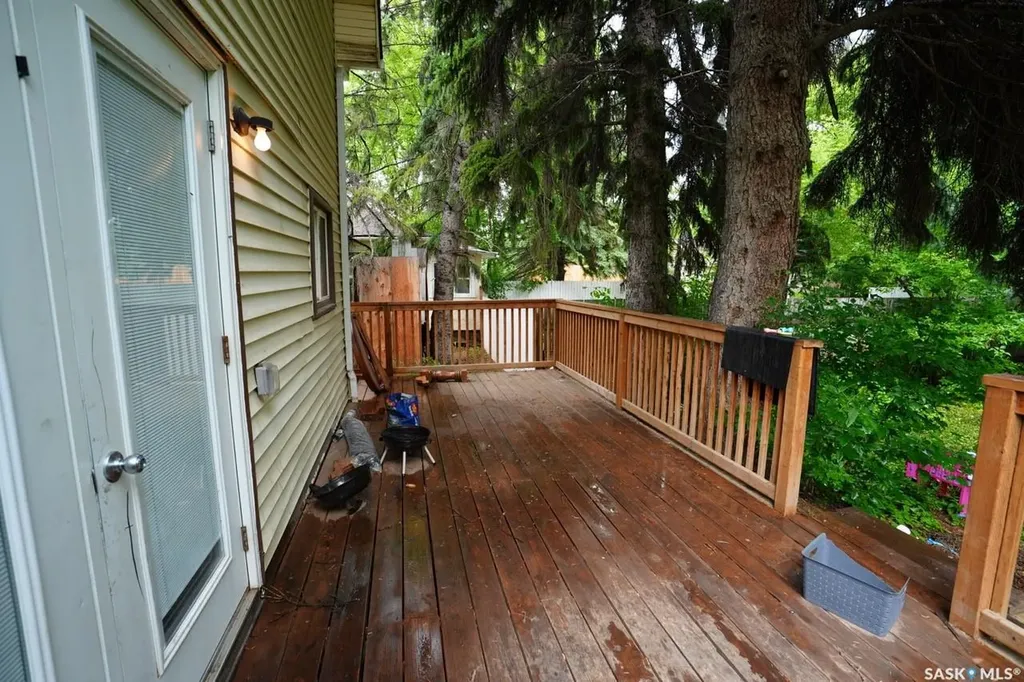 1158 104th Street North Battleford SK S9A 1N6