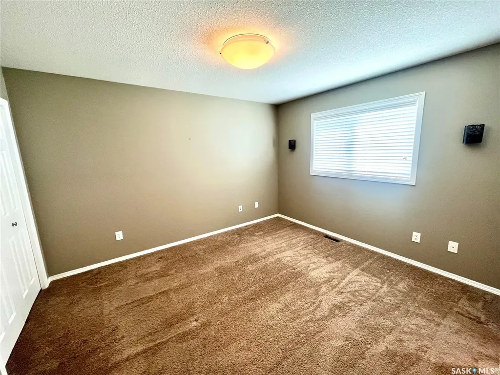 630 1st Avenue N Martensville SK S0K 2T2