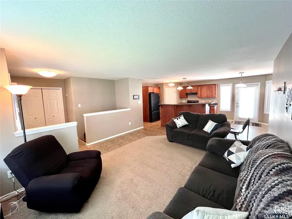 630 1st Avenue N Martensville SK S0K 2T2