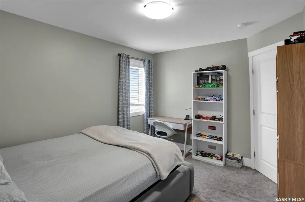 1049 Maplewood Drive Moose Jaw SK S6J 0B6