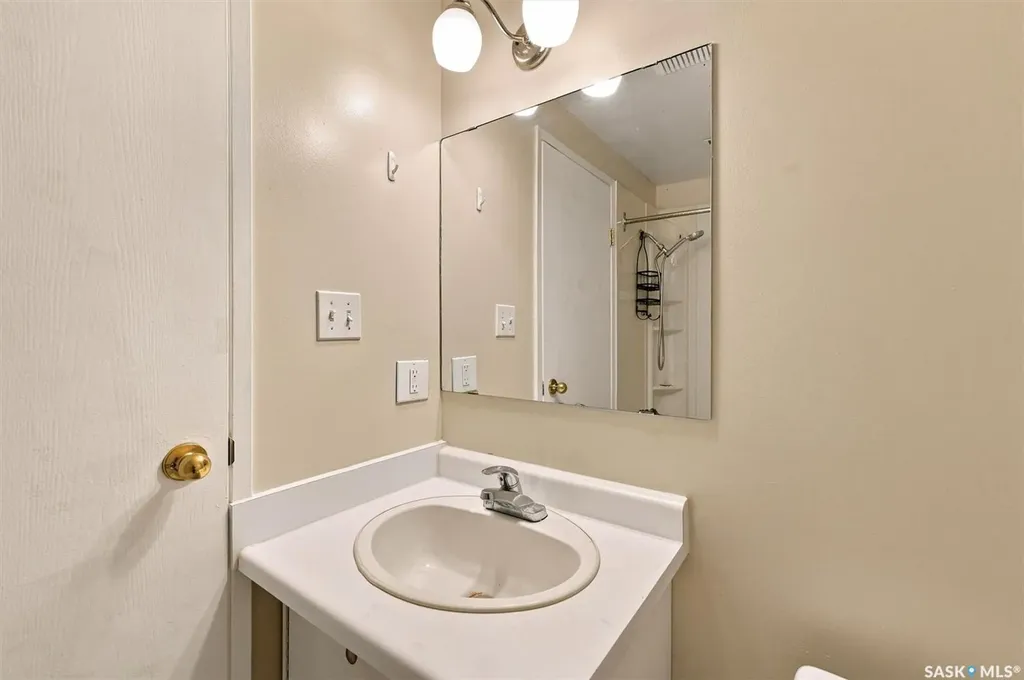 3933 Centennial Drive Saskatoon SK S7L 5T3