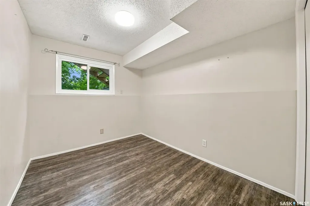 3933 Centennial Drive Saskatoon SK S7L 5T3