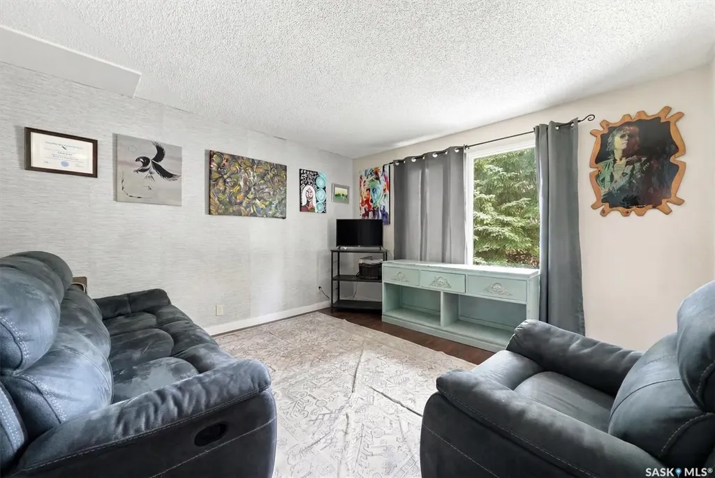 3933 Centennial Drive Saskatoon SK S7L 5T3