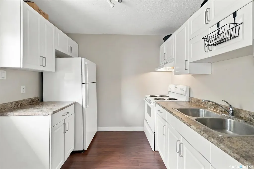 3933 Centennial Drive Saskatoon SK S7L 5T3