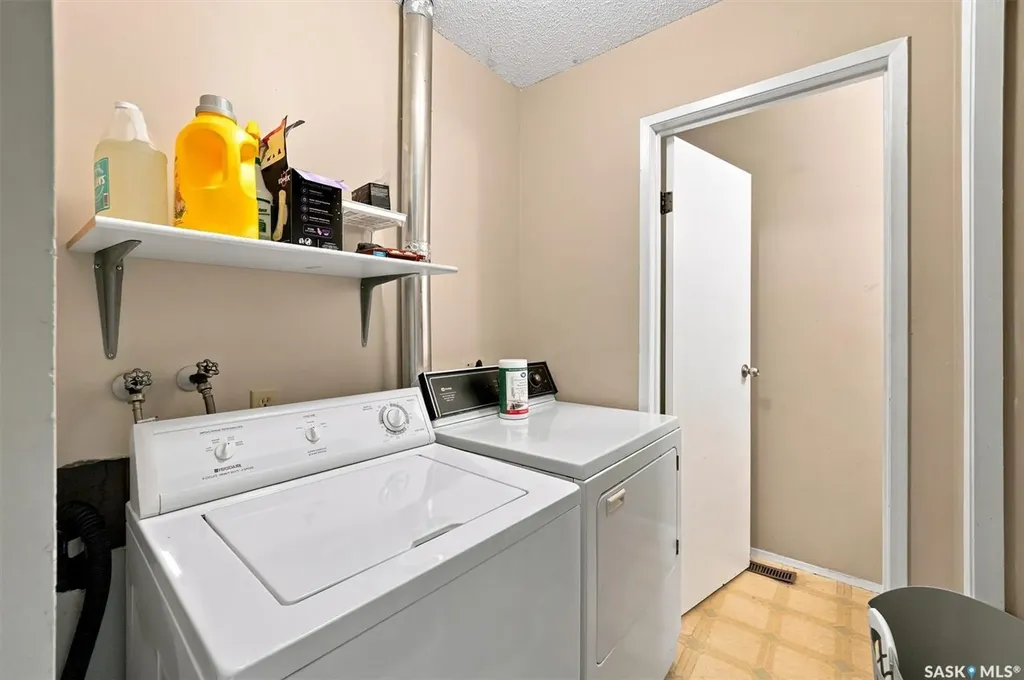 3933 Centennial Drive Saskatoon SK S7L 5T3