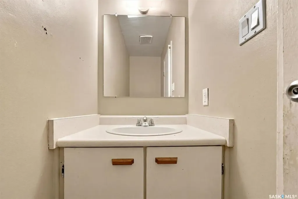 3933 Centennial Drive Saskatoon SK S7L 5T3