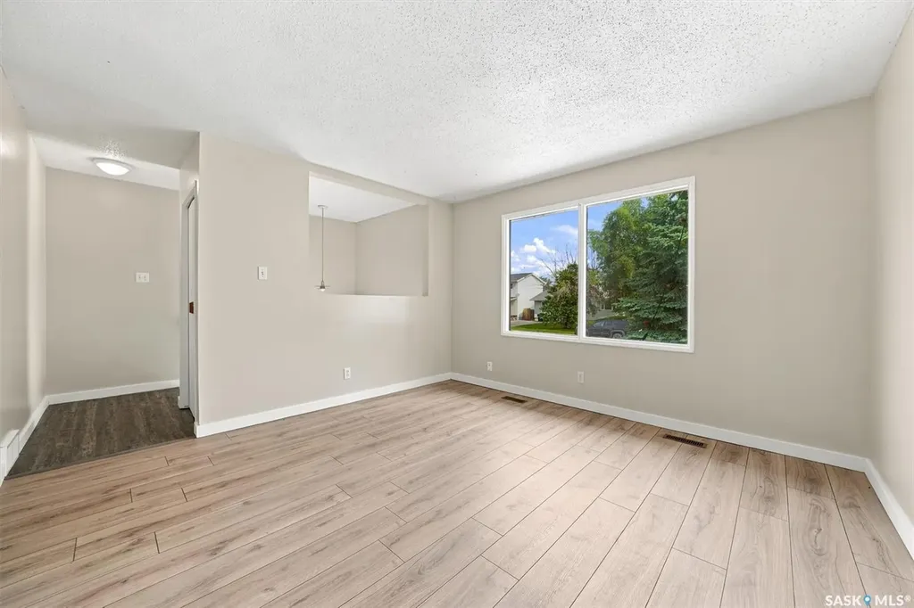 3933 Centennial Drive Saskatoon SK S7L 5T3