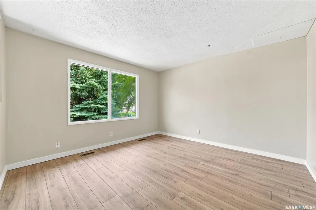 3933 Centennial Drive Saskatoon SK S7L 5T3
