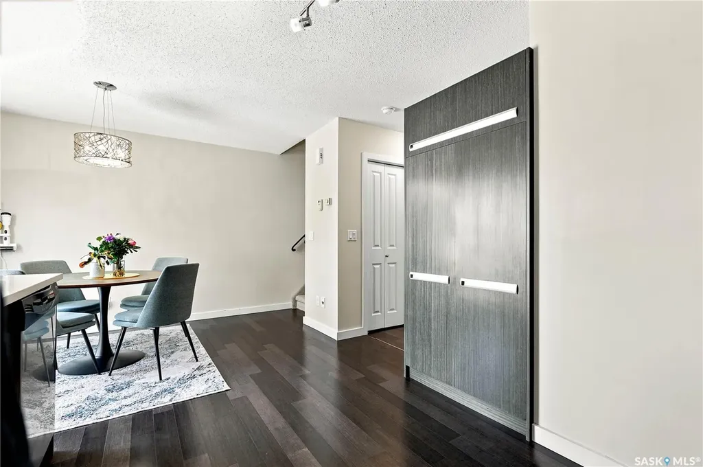 135 Ashworth Crescent Saskatoon SK S7T 0N1