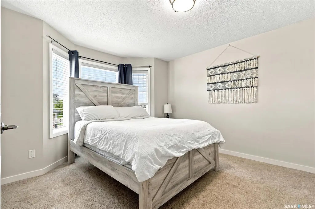 135 Ashworth Crescent Saskatoon SK S7T 0N1