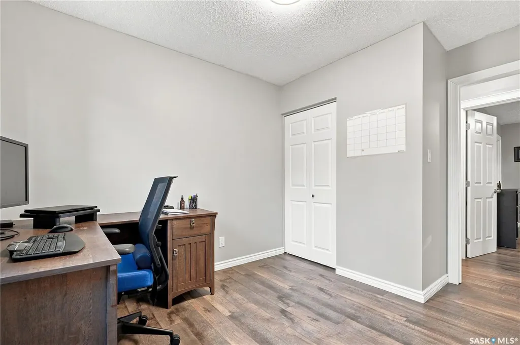 242 Candle Crescent Saskatoon SK S7K 5A4