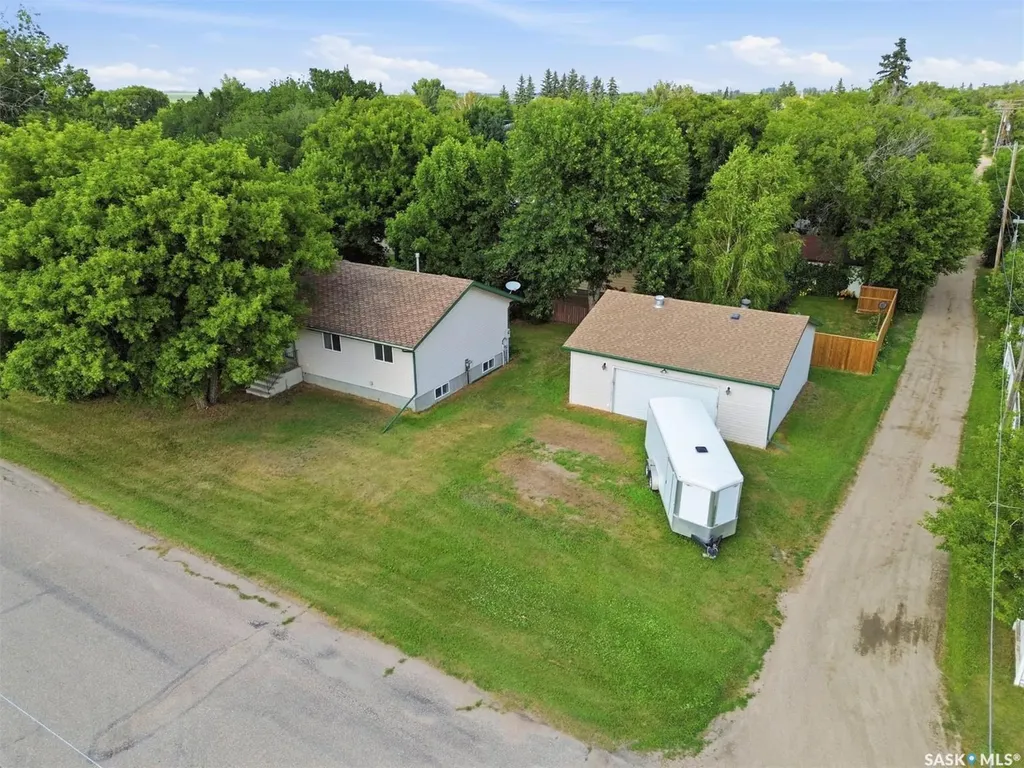 114 First Avenue W Vanscoy SK S0L 3J0