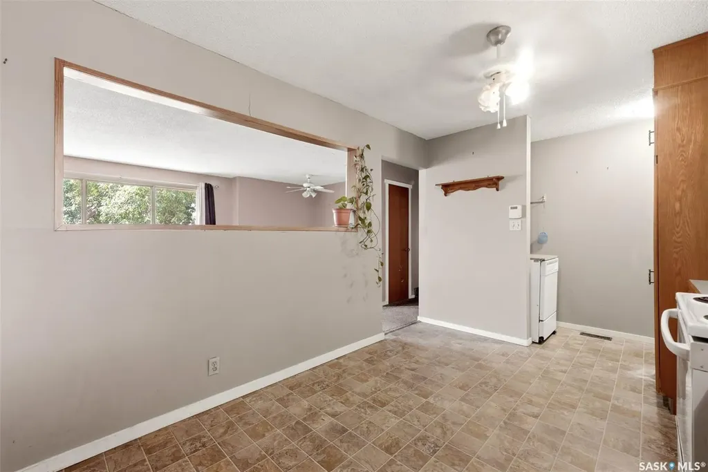 158 Read Avenue Regina SK S4T 6P9