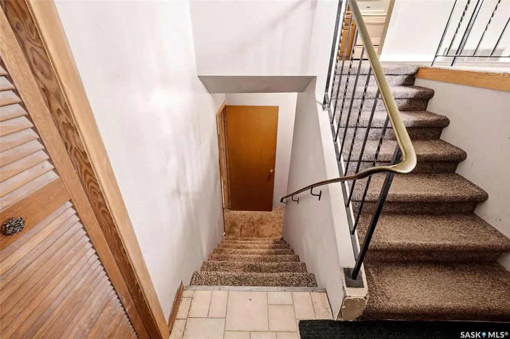 158 Read Avenue Regina SK S4T 6P9