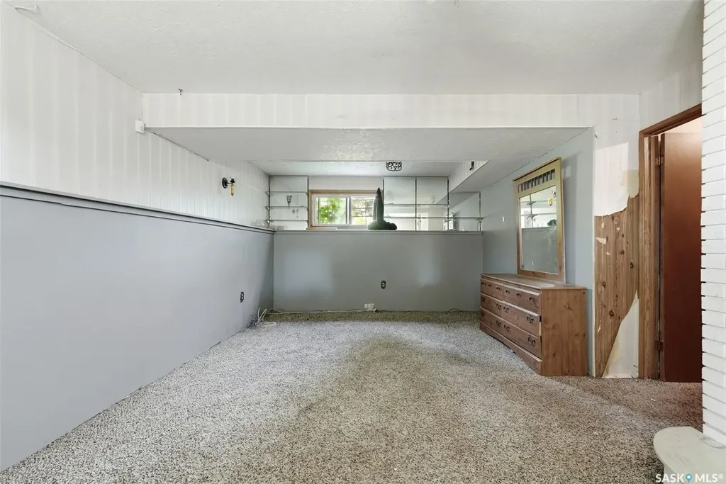 158 Read Avenue Regina SK S4T 6P9