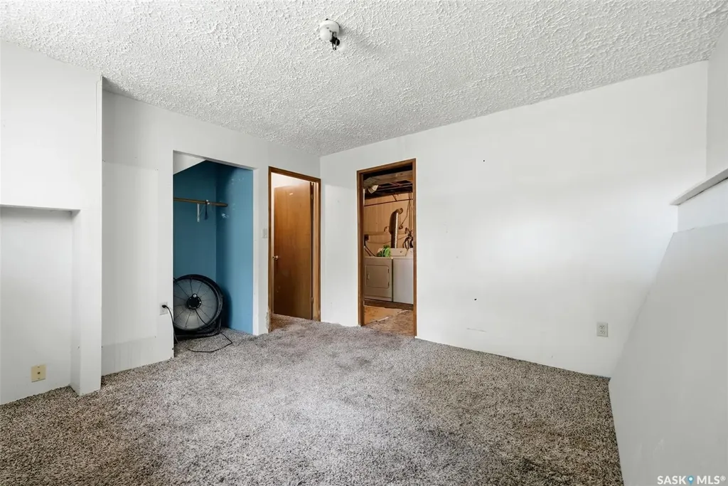 158 Read Avenue Regina SK S4T 6P9