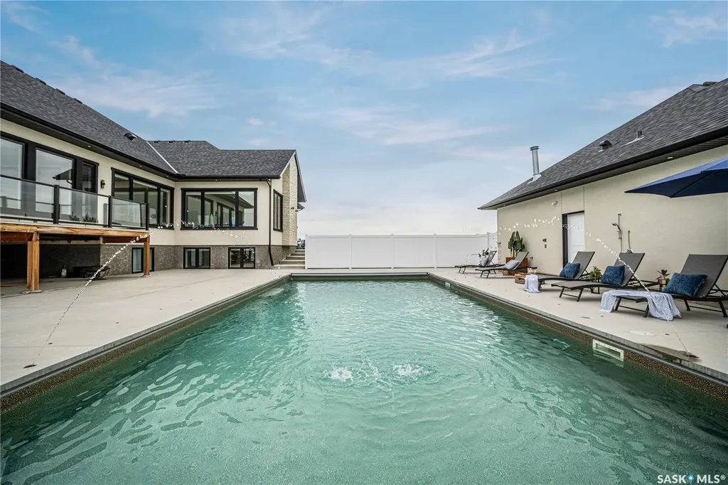 50 Mandalay Bay Corman Park Rm No. 344 SK S7T 1E3