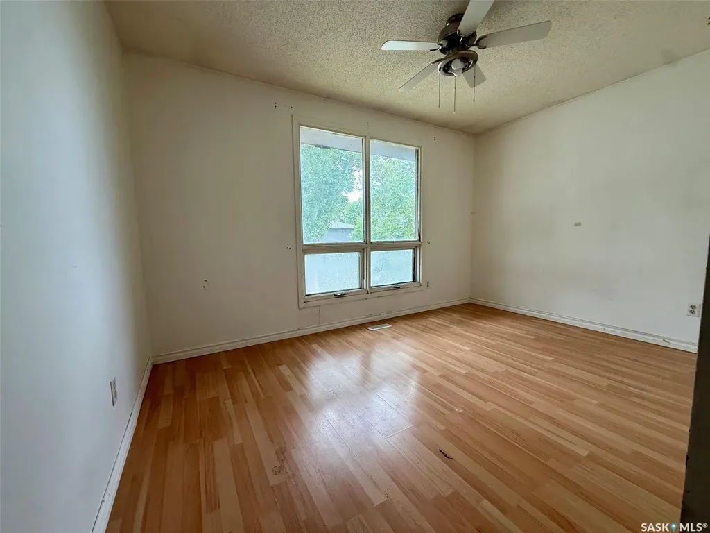 90 Turner Crescent Regina SK S4N 4P6