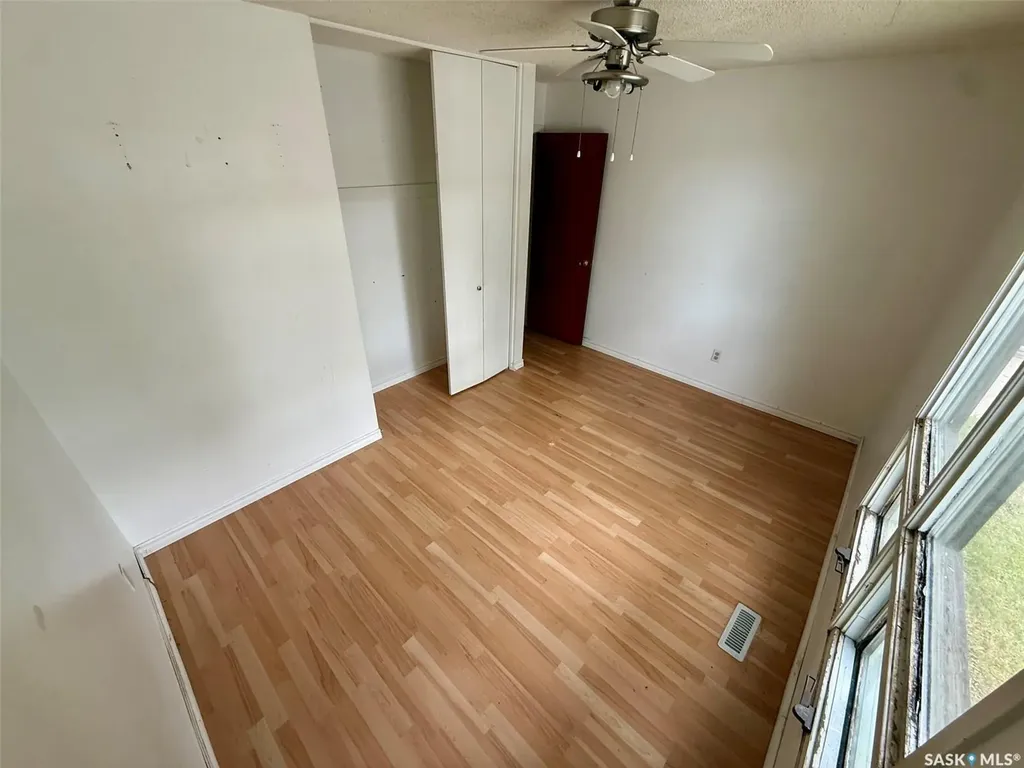 90 Turner Crescent Regina SK S4N 4P6