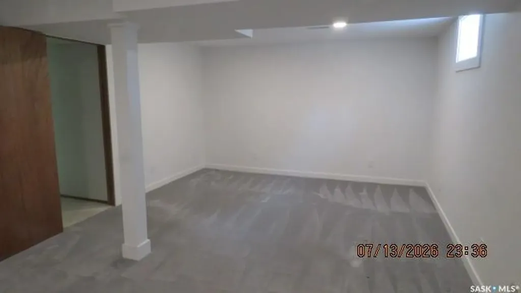 335 Wedge Road Saskatoon SK S7L 6G1