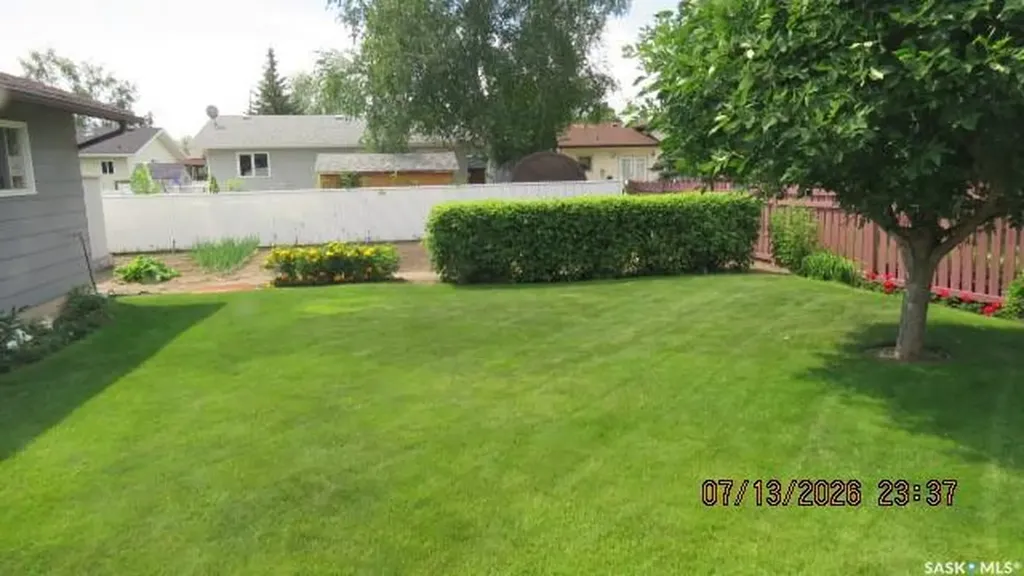 335 Wedge Road Saskatoon SK S7L 6G1
