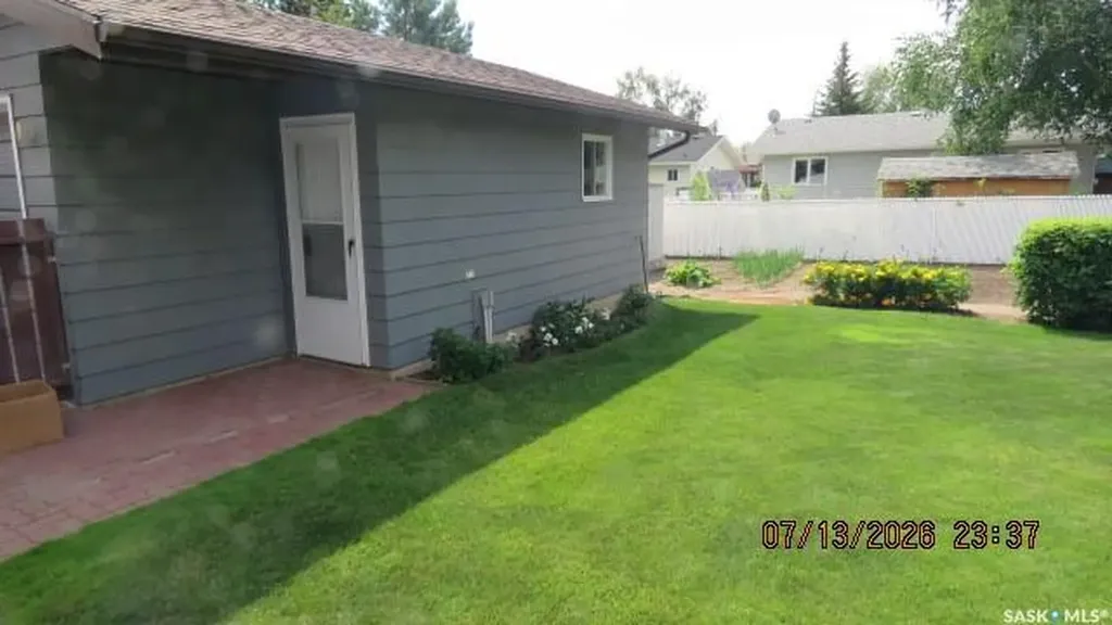 335 Wedge Road Saskatoon SK S7L 6G1