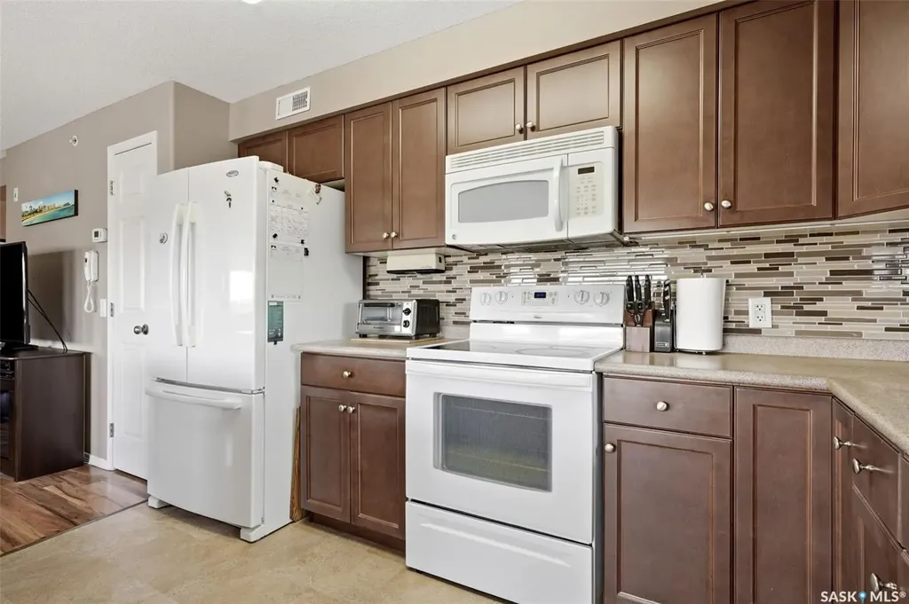 6709 Rochdale Boulevard Regina SK S4X 2X2