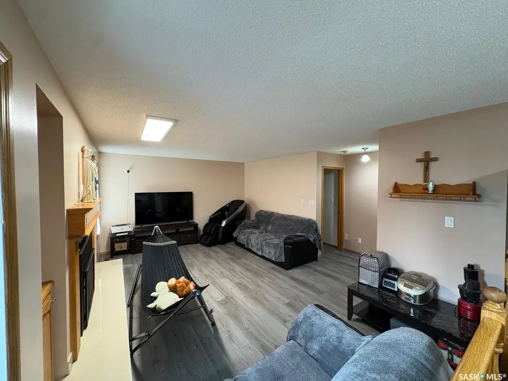 5503 Ballantine Court Regina SK S4X 4K4